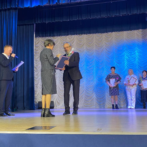 Профсоюз поздравил Труновскую районную больницу с 60-летним юбилеем