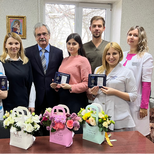 Медицинским работникам Городской детской больницы имени Г.К.Филиппского вручены медали 