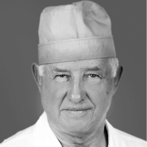 Врачи по призванию: 303 года династии Чумаковых